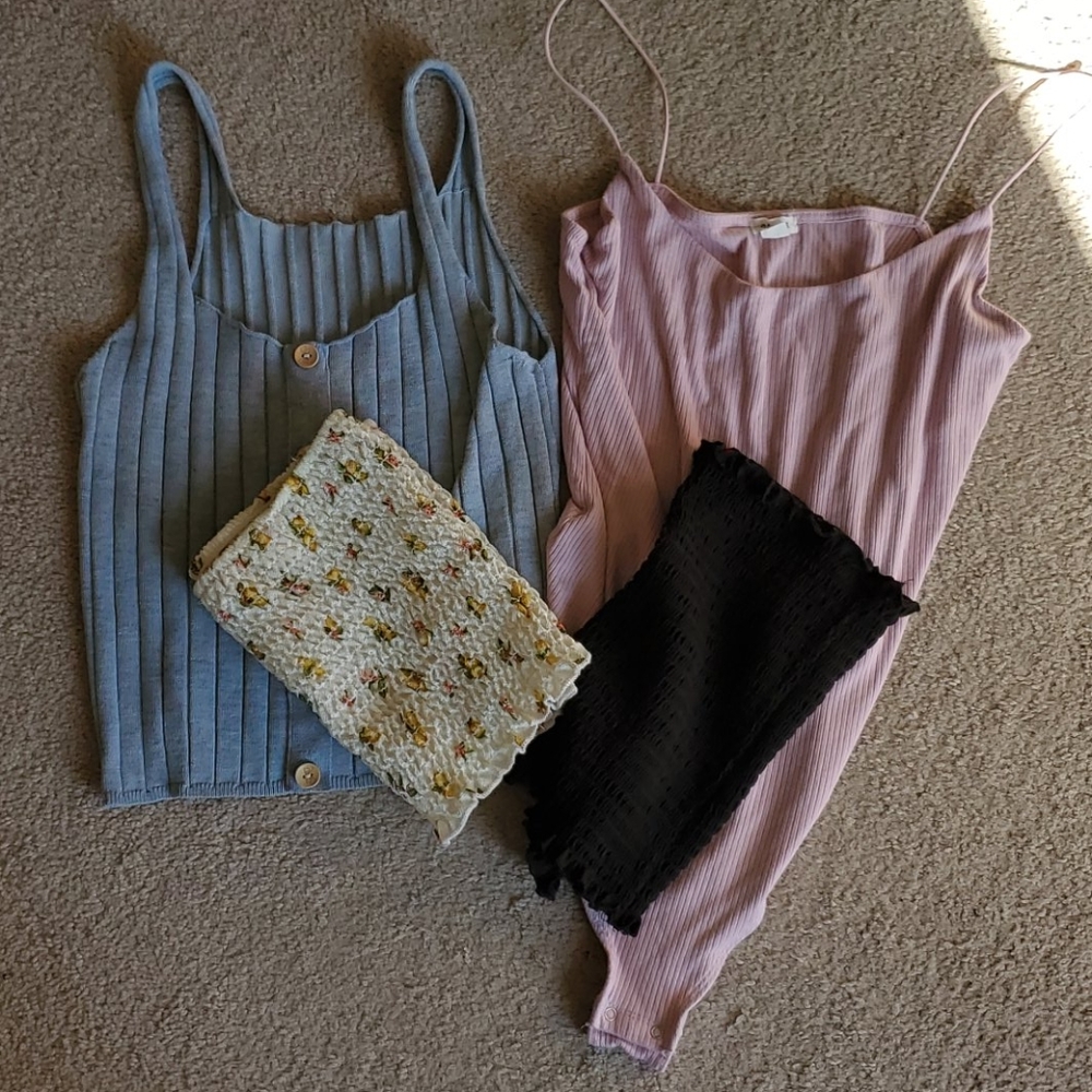 Set of Tops 2 tube tops, bodysuit, knit top S
